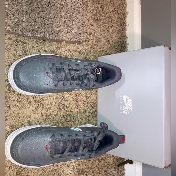 Air Force 1 Smoke Grey Size 7y - Picture 7 of 10